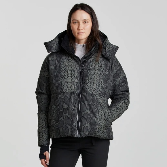Varley Dorothy Black Ski Winter Oversized Puffer Jacket RECCO